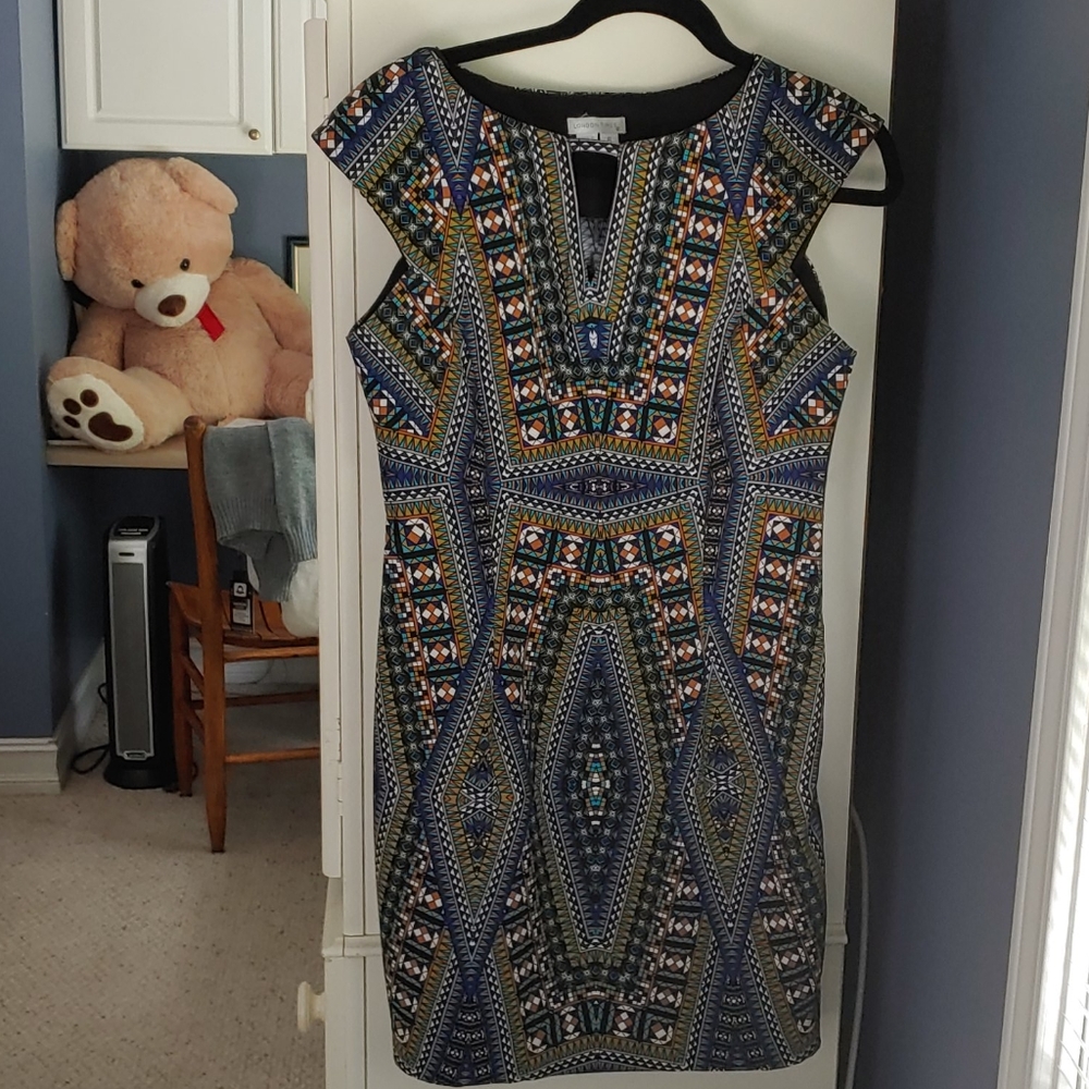 Dress - Picture 3 of 3